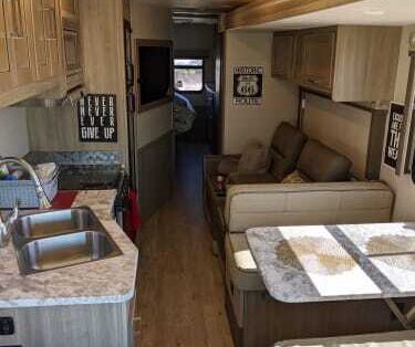 2020 Coachmen Pursuit of Happiness